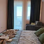 Sun & Fun - Nikea Park Free Parking 아파트