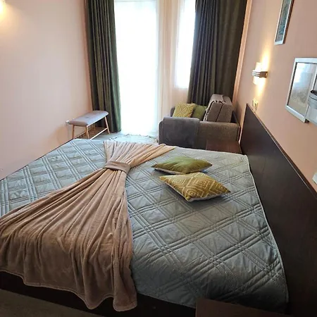 Sun & Fun - Nikea Park Free Parking Golden Sands