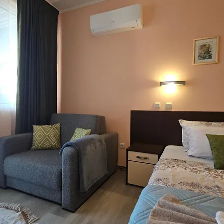 Sun & Fun - Nikea Park Free Parking Apartment *