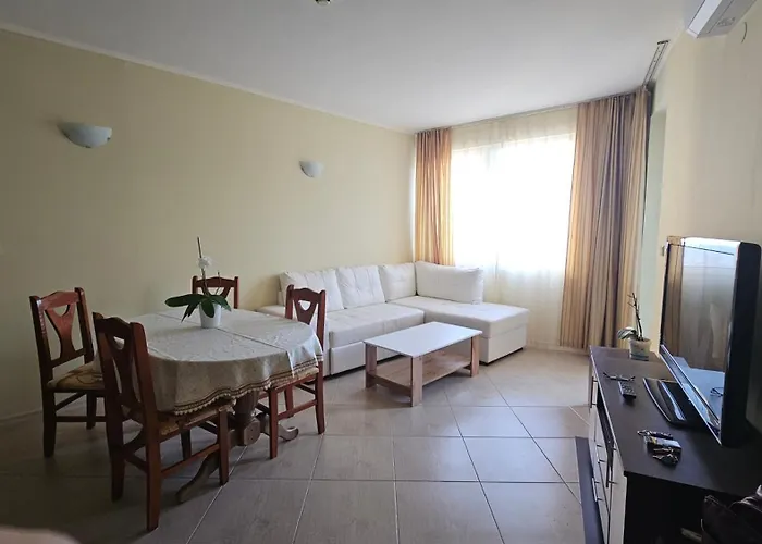 Sun & Fun - Nikea Park Free Parking Διαμέρισμα Golden Sands